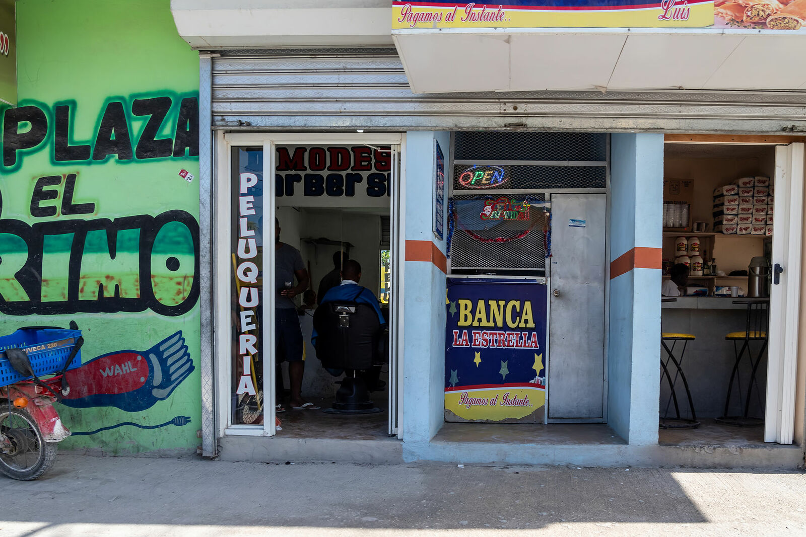 OLYMPUS DIGITAL CAMERA