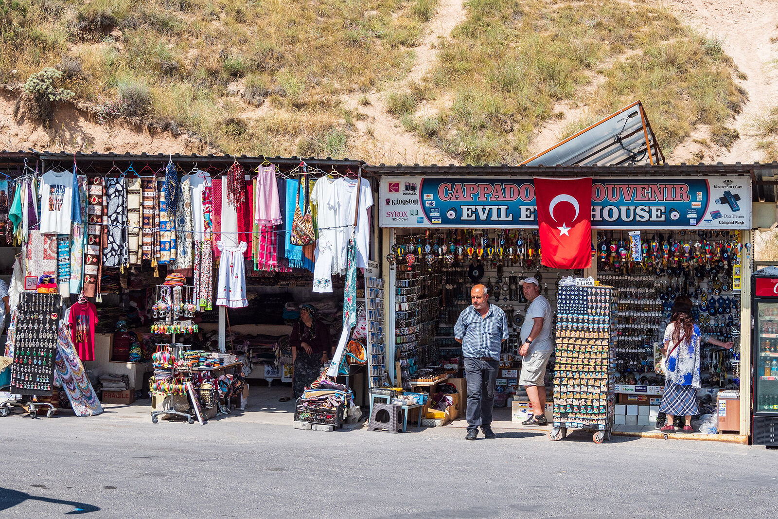 OLYMPUS DIGITAL CAMERA