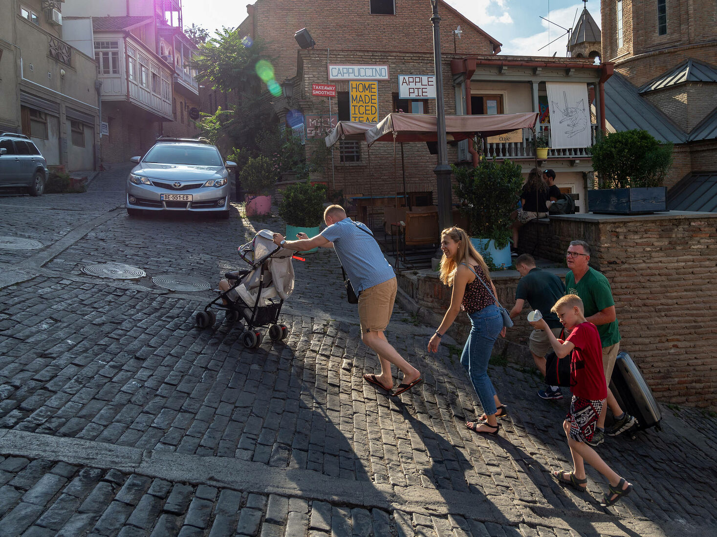 OLYMPUS DIGITAL CAMERA