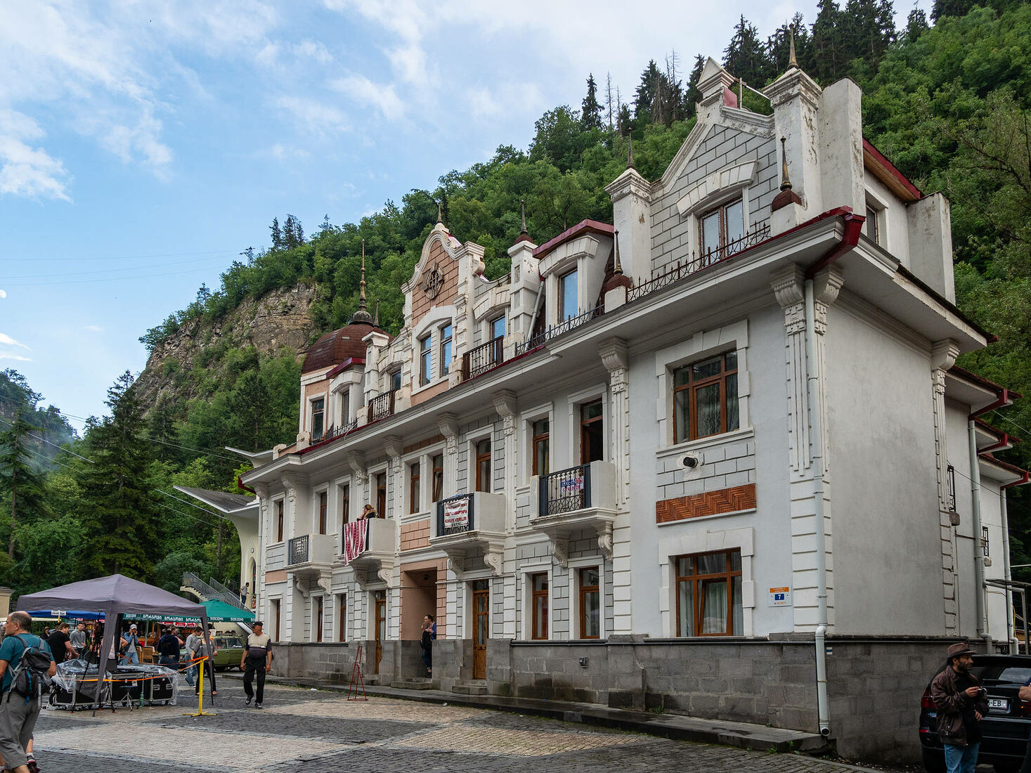 OLYMPUS DIGITAL CAMERA