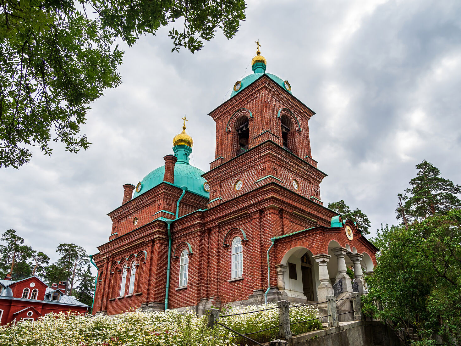 OLYMPUS DIGITAL CAMERA